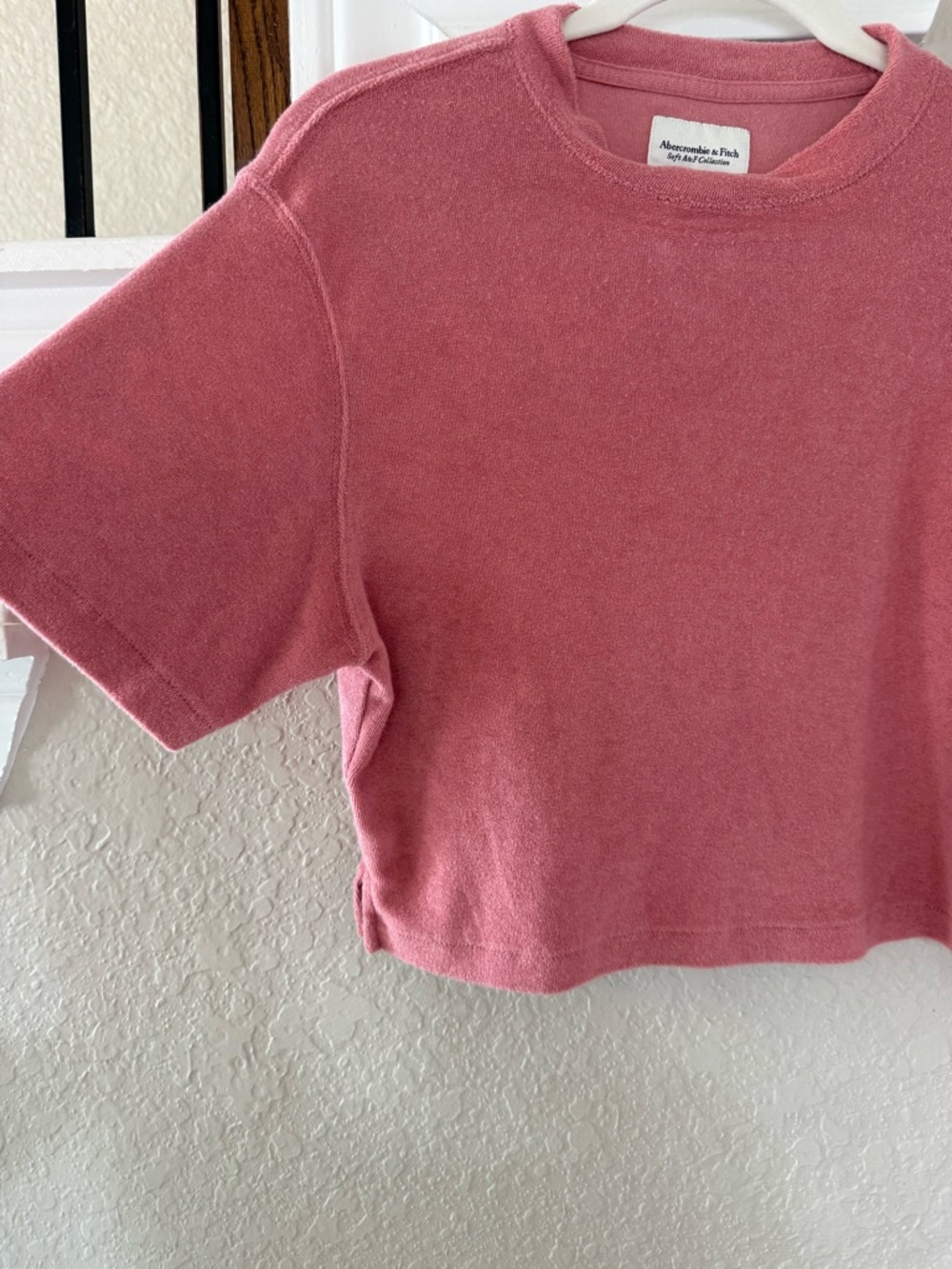Abercrombie & Fitch Pink Cropped Short Sleeve Terry Tee - Picture 2 of 4